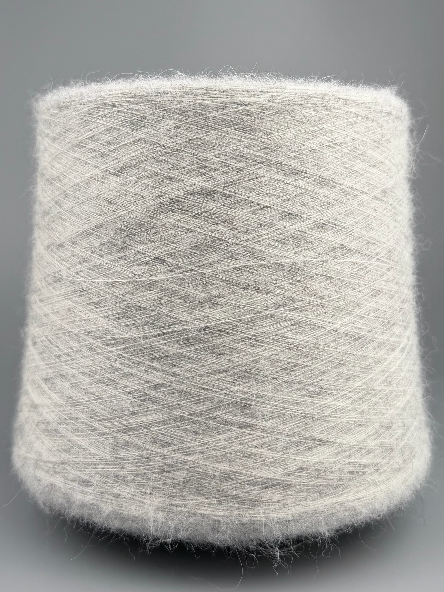 Pecci Filati Art. Frusciante Baby 3000 m / 100g – Fil en soie et alpaga col. Gris mélange photo 2